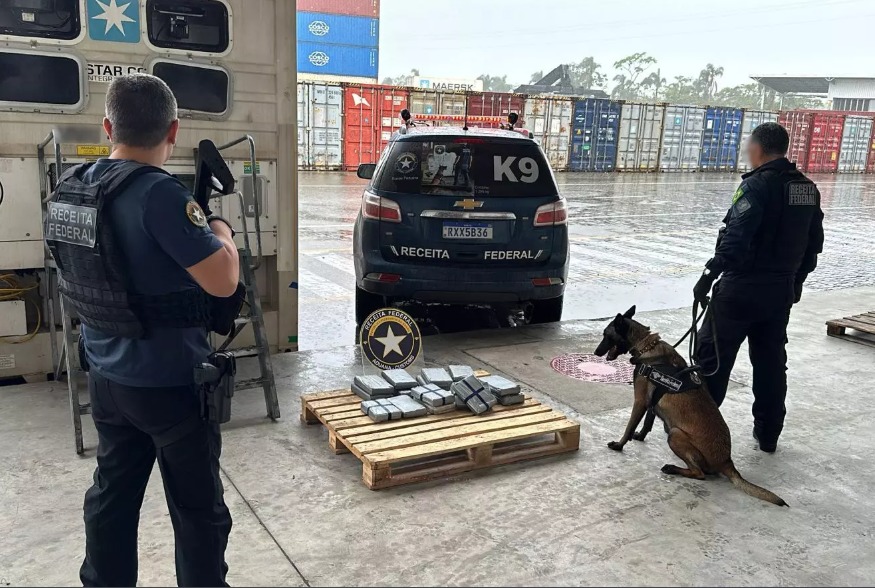 PF faz apreensão de 23,75 kg de cocaína em contêiner no Porto de Paranaguá